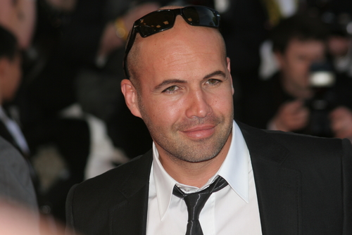 Jason Statham: Es el rey indiscutido, sabe llevar la calvicie como ninguno. Su estupendo físico y carisma de chico duro lo convirtieron en el favorito de las películas de acción. Statham ha practicado kickboxing, karate, krav magá, jiu-jitsu y artes marciales mixtas. Quizás, este sea el motivo por el que sigue manteniendo una figura envidiable. 