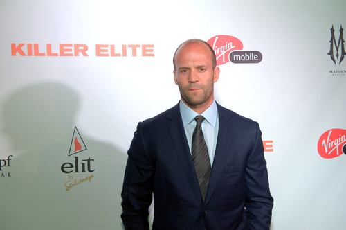 Jason Statham: Es el rey indiscutido, sabe llevar la calvicie como ninguno. Su estupendo físico y carisma de chico duro lo convirtieron en el favorito de las películas de acción. Statham ha practicado kickboxing, karate, krav magá, jiu-jitsu y artes marciales mixtas. Quizás, este sea el motivo por el que sigue manteniendo una figura envidiable. 